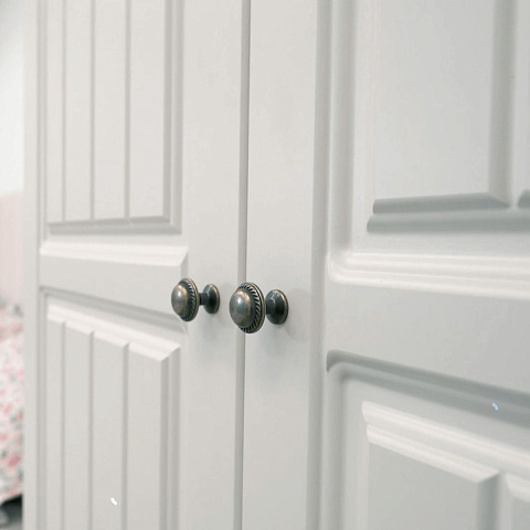 Шкаф «Богуслава» М8 3-х дверный, дуб баррик/крем брюле. Фото 5