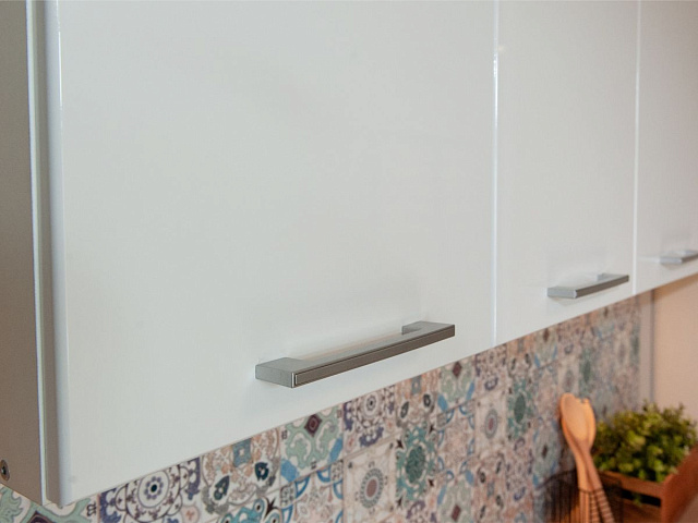 Кухонный гарнитур «Ника» Глосс 2,4м с вытяжкой, Белый глянец. Фото 5