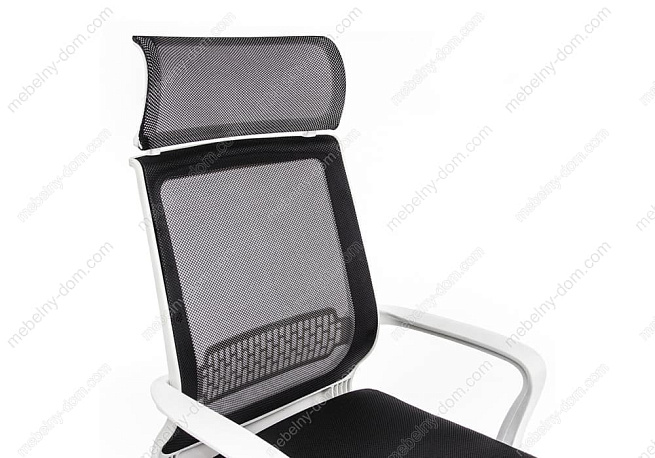 Офисное кресло Lion черно-белое. Фото 5